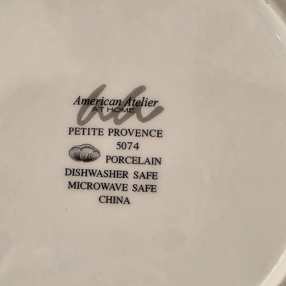American Atelier Petite Provence 5074 Rooster Salad Plates Set of 2 Porcelain - Picture 5 of 5